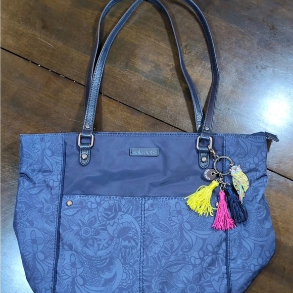 Sakroots Handbags - Sakroots, Navy Lightweight Zip Handbag w/ Attached Key Chain AND Wristlet Fresh